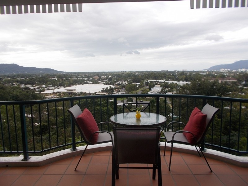 35/8 Munro Terrace, Cairns QLD 4870