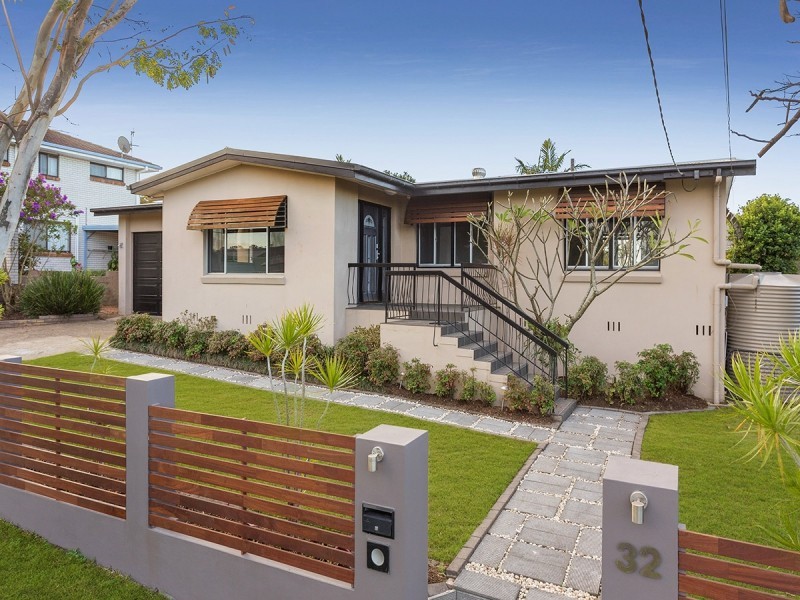 32 Trood Street, Macgregor QLD 4109