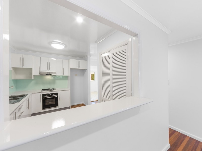 32 Trood Street, Macgregor QLD 4109