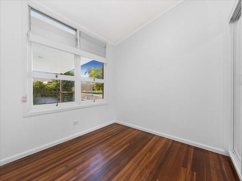 32 Trood Street, Macgregor QLD 4109