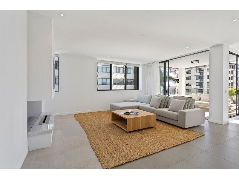 4301/2 Sunset Avenue, Paradise Point QLD 4216