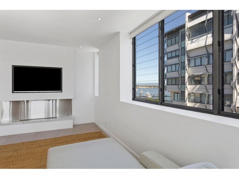 4301/2 Sunset Avenue, Paradise Point QLD 4216