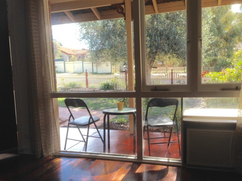 3b Paris Place, Coolbellup WA 6163
