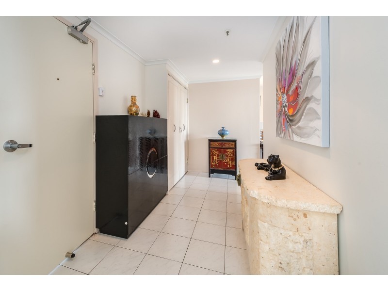 1702/3422 Surfers Paradise Boulevard, Surfers Paradise QLD 4217