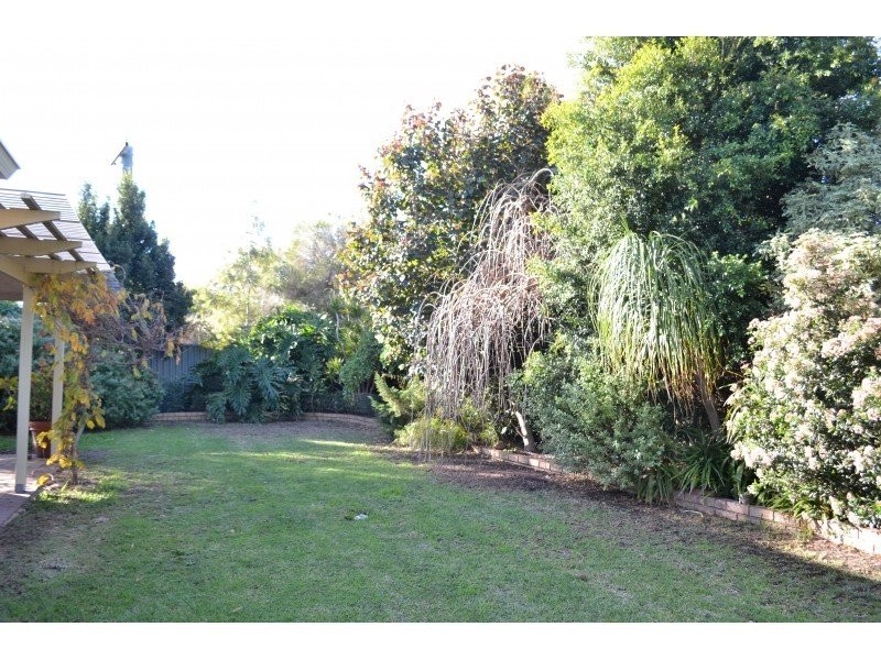 22 Glenbawn Drive, South Lake WA 6164