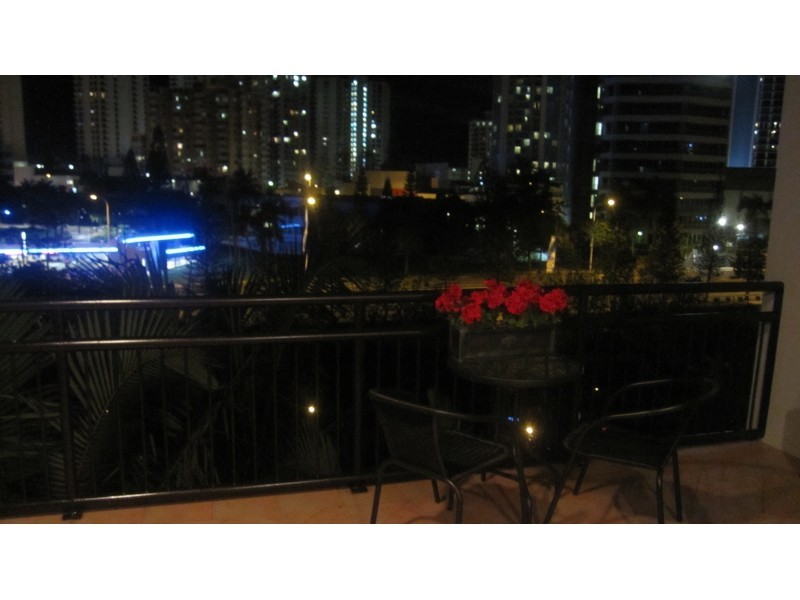 1 Paradise Island, Surfers Paradise QLD 4217