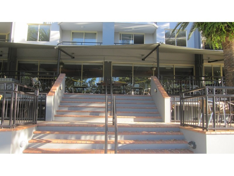 1 Paradise Island, Surfers Paradise QLD 4217