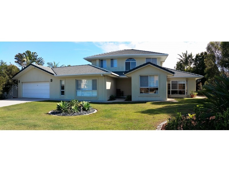 1 Delonix Court, Arundel QLD 4214