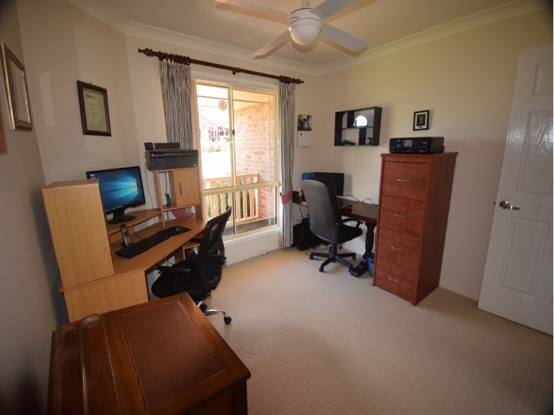 67 Bouganvillea Drive, Middle Ridge QLD 4350