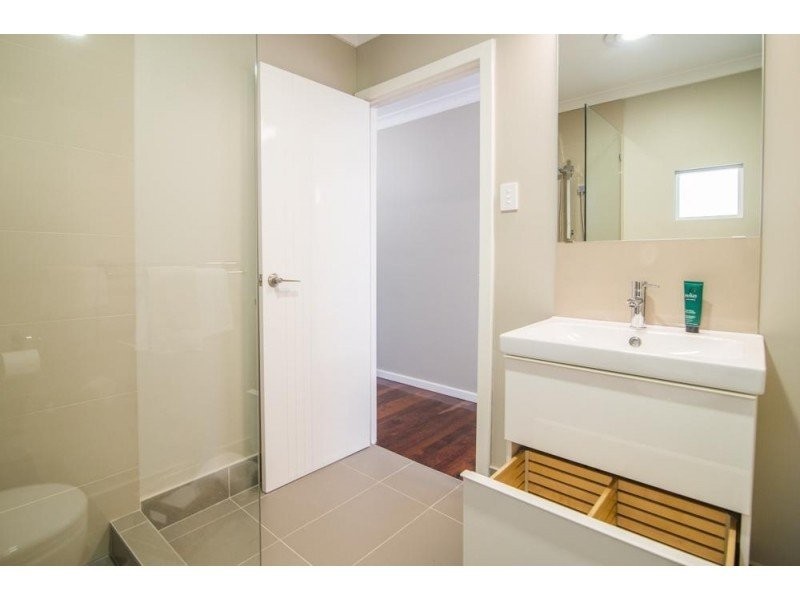 13 Eudoria Street, Gosnells WA 6110