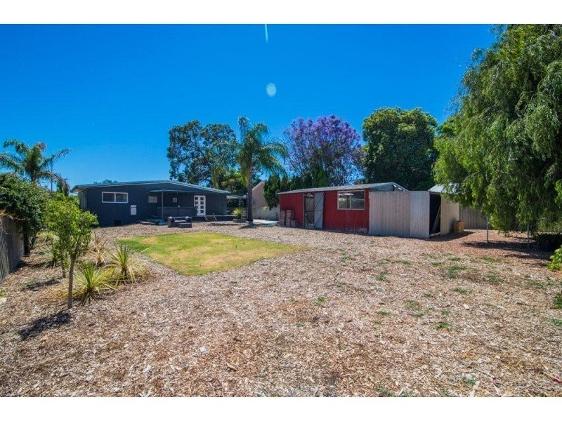 13 Eudoria Street, Gosnells WA 6110