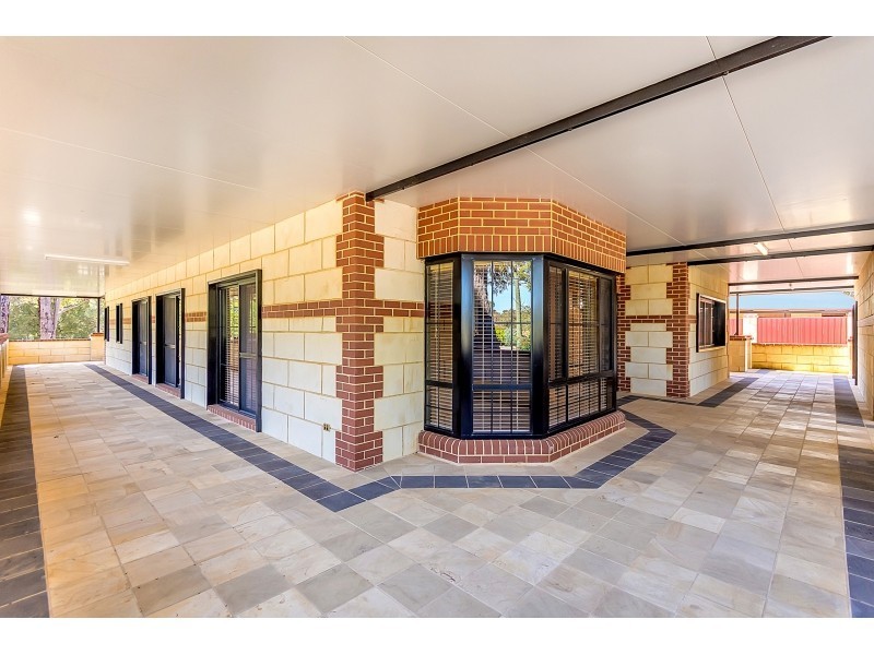 129 Holden Road, Roleystone WA 6111