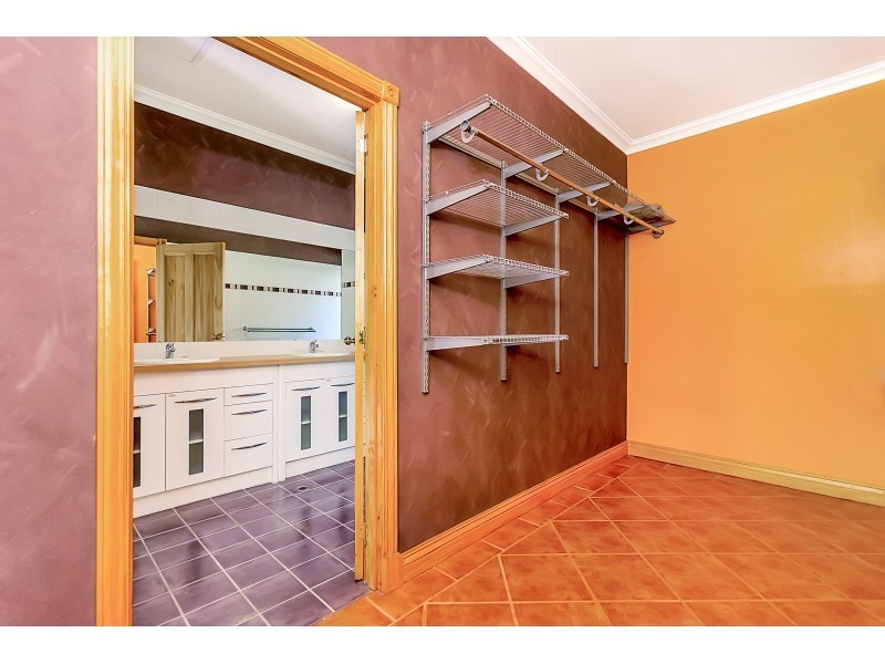 129 Holden Road, Roleystone WA 6111