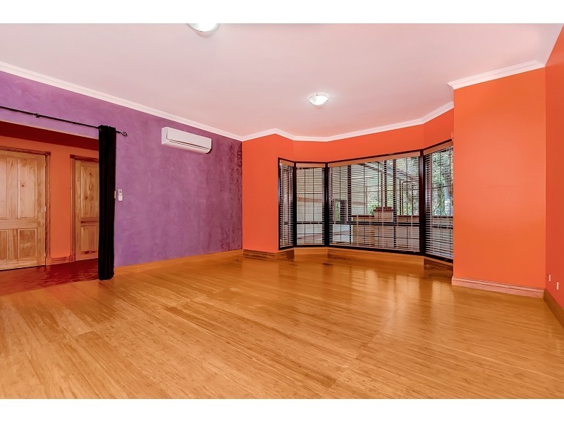 129 Holden Road, Roleystone WA 6111