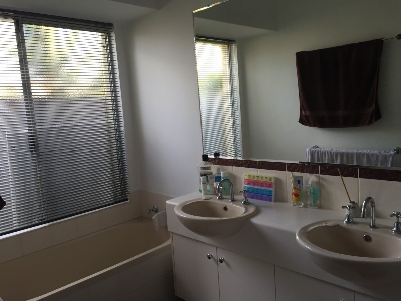 110 Barton Drive, Australind WA 6233