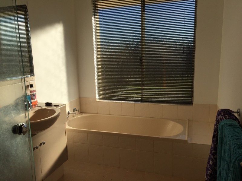 110 Barton Drive, Australind WA 6233