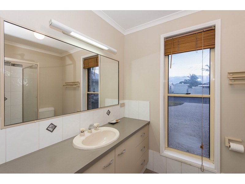 21 Bareki Street, Wurtulla QLD 4575