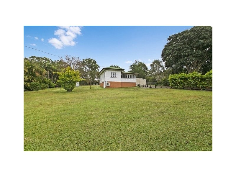 47-49 Gordon Road, Redland Bay QLD 4165