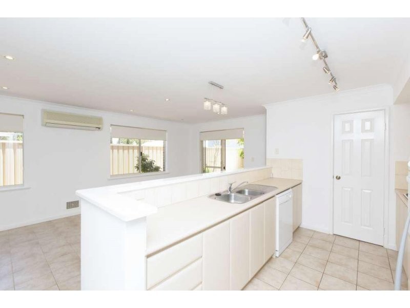 A/25 Highlands Road, Joondanna WA 6060