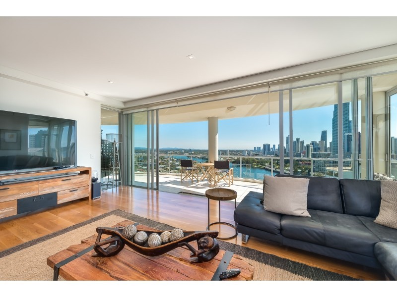 64/2898 Gold Coast Highway, Surfers Paradise QLD 4217