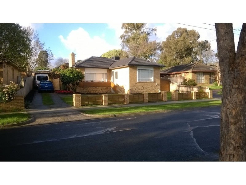 40 Taronga Crescent, Croydon VIC 3136