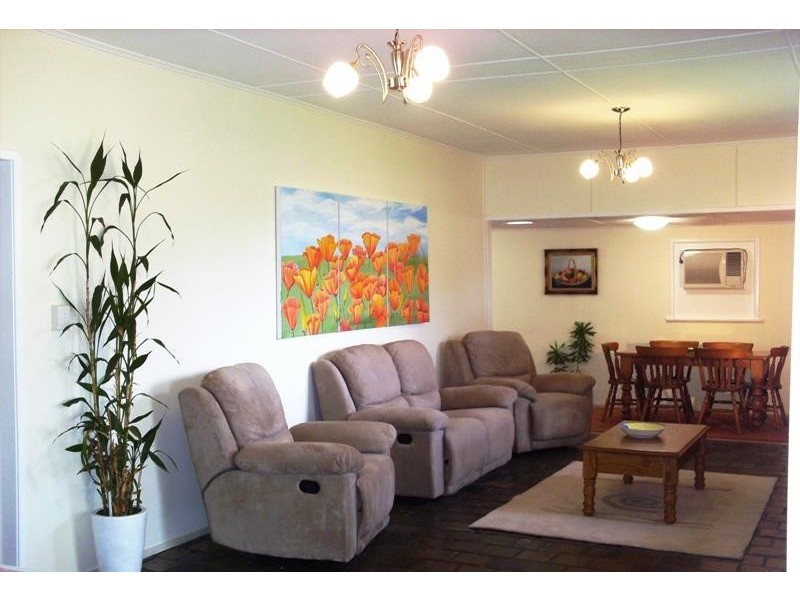 50 Albert Street, Morven QLD 4468