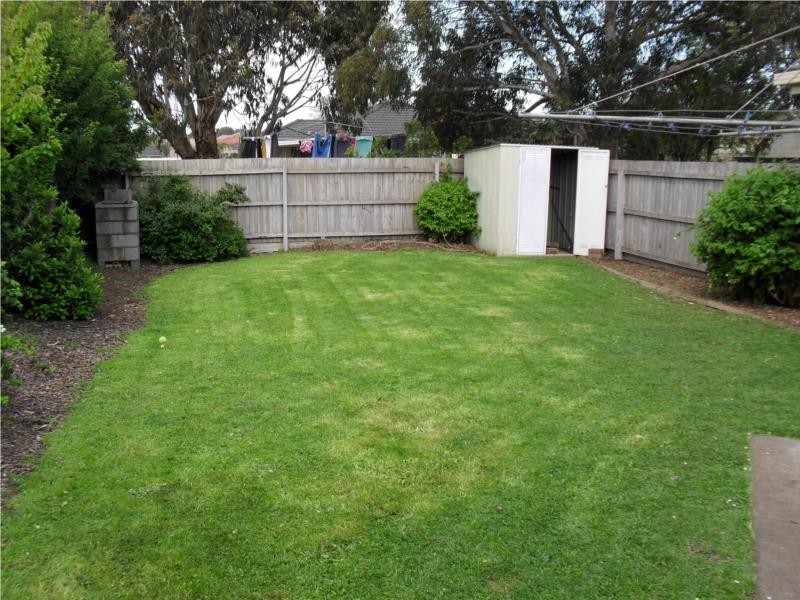 1/4 Rogers Avenue, Warrnambool VIC 3280