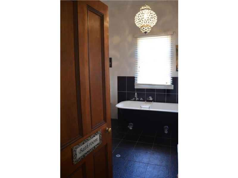 81 Orchard Street, Taralga NSW 2580