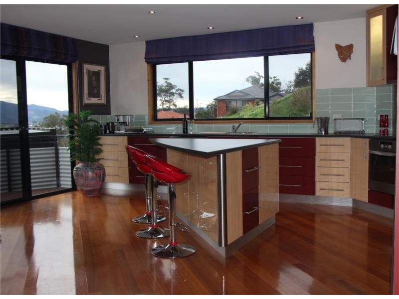 32 Natlee Crescent, Old Beach TAS 7017