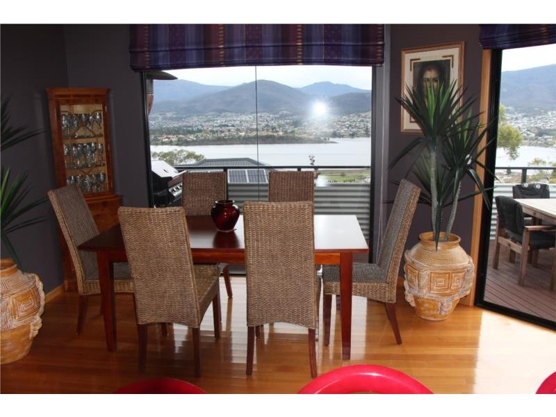 32 Natlee Crescent, Old Beach TAS 7017