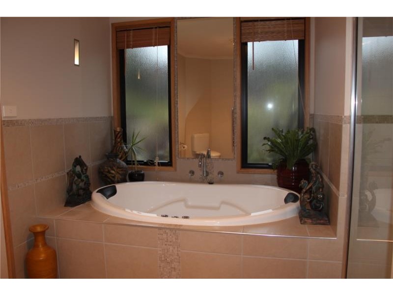 32 Natlee Crescent, Old Beach TAS 7017