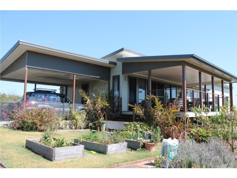 22 Macaulay Drive, Kingaroy QLD 4610