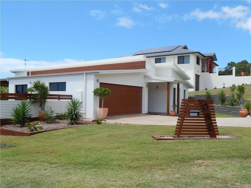 1 Solomon Court, Pacific Heights QLD 4703