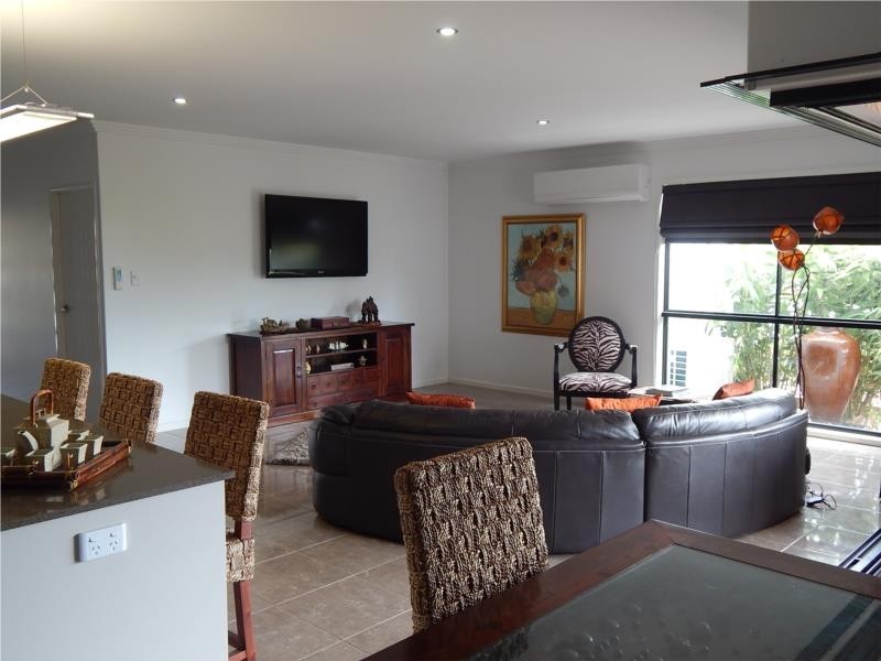 1 Solomon Court, Pacific Heights QLD 4703