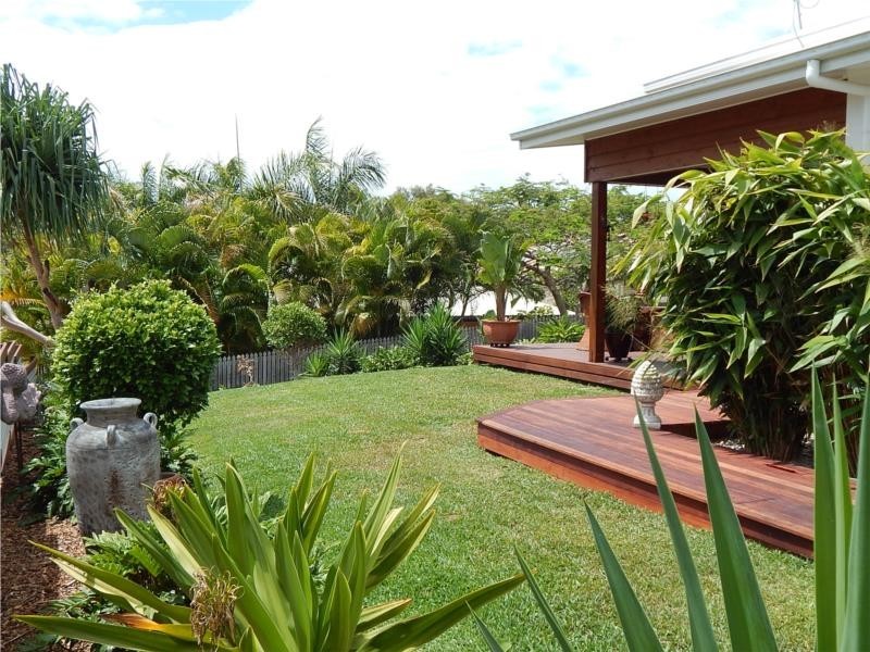 1 Solomon Court, Pacific Heights QLD 4703