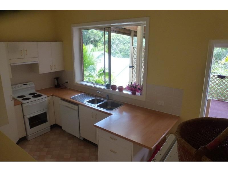 32  Garden Groove Parade, Adamstown Heights NSW 2289