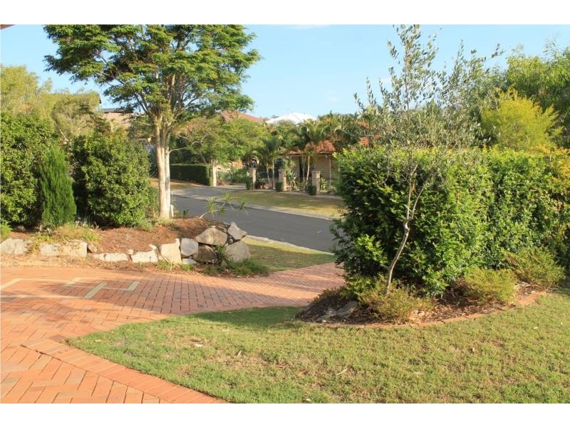 15 Ashford Circuit, Petrie QLD 4502