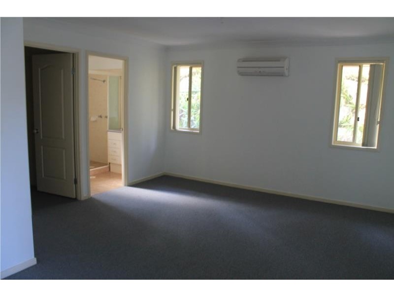 15 Ashford Circuit, Petrie QLD 4502