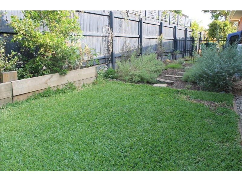 15 Ashford Circuit, Petrie QLD 4502