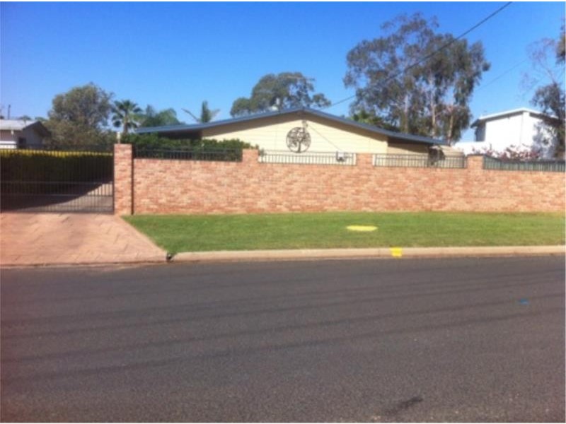 46 Black Prince Drive, Lightning Ridge NSW 2834