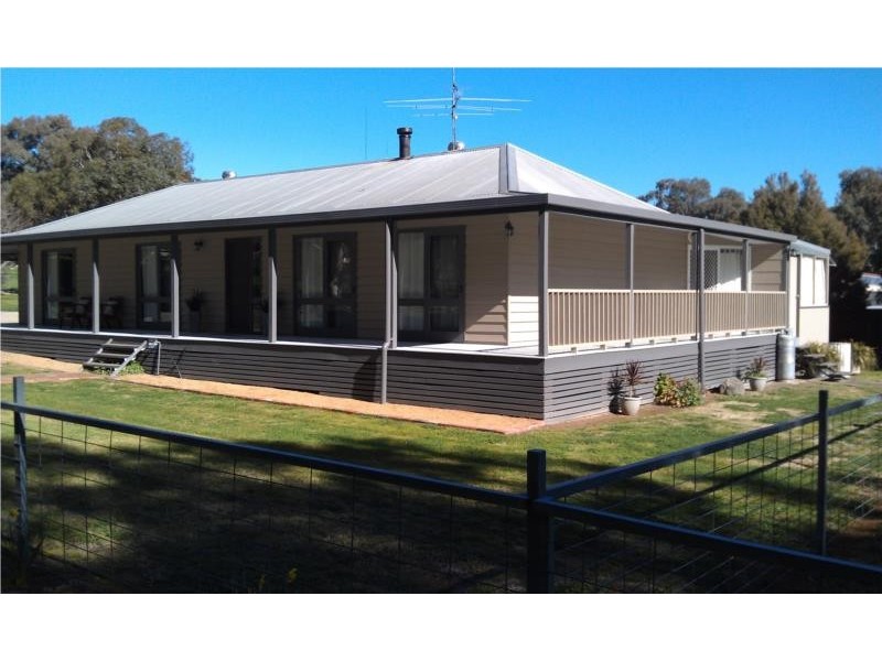 21-25 Wellington Street, Binalong NSW 2584