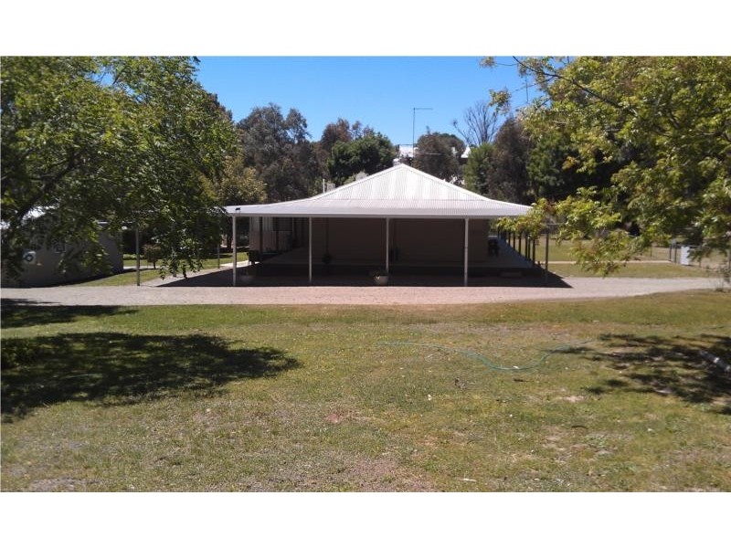 21-25 Wellington Street, Binalong NSW 2584
