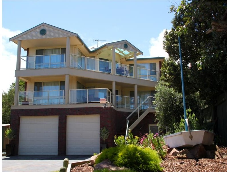 114 Surf Parade, Inverloch VIC 3996