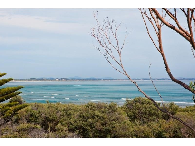 114 Surf Parade, Inverloch VIC 3996
