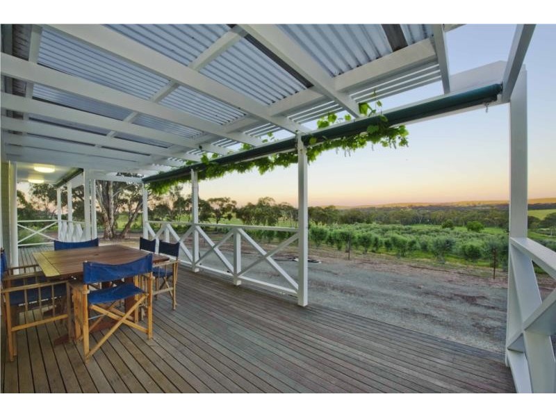 109 Spring Gully Road, Clare SA 5453