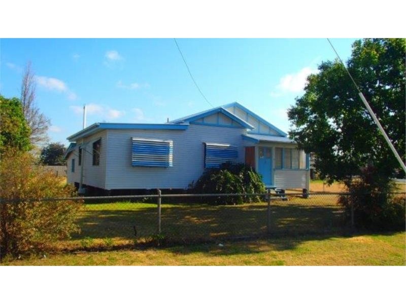 4 Queen Street, Inglewood QLD 4387