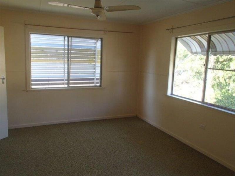 4 Queen Street, Inglewood QLD 4387