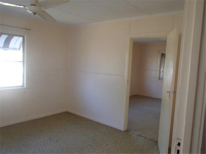 4 Queen Street, Inglewood QLD 4387