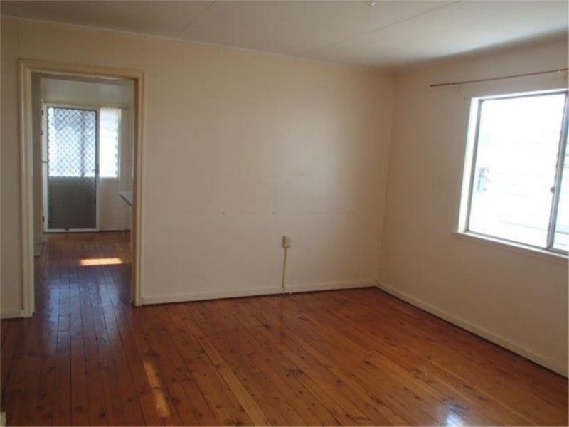 4 Queen Street, Inglewood QLD 4387