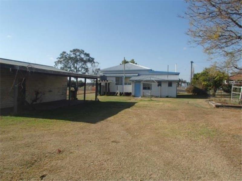 4 Queen Street, Inglewood QLD 4387